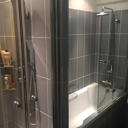 Chambres Proche Tour Eiffel Saint Germain Alloggio in famiglia